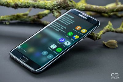 Лот: 13340671. Фото: 1. samsung galaxy s7 edge. Смартфоны