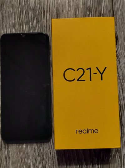 Лот: 22769659. Фото: 1. Телефон Realme. Смартфоны