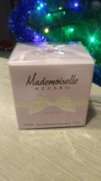 Лот: 15248436. Фото: 1. Azzaro Mademoiselle L'Eau Tres... Женская парфюмерия