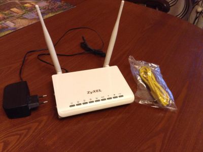 Лот: 3343189. Фото: 1. WiFi роутер Zyxel Keenetic Giga. Маршрутизаторы (роутеры)