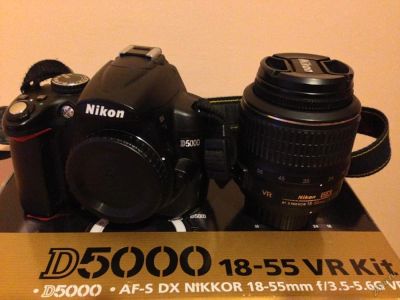 Лот: 5946615. Фото: 1. Зеркальный фотоаппарат Nikon D5000... Цифровые зеркальные