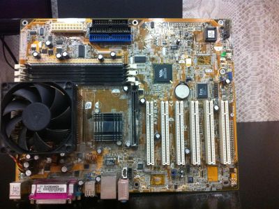 Лот: 3707766. Фото: 1. Плата материнская A7V8X ASUS. Материнские платы