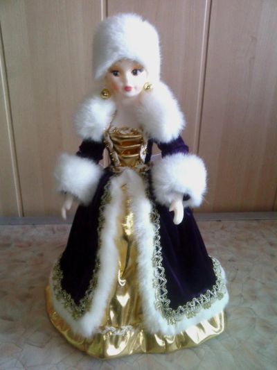 Лот: 4610497. Фото: 1. Кукла конфетница подарочная "Ольга... Куклы
