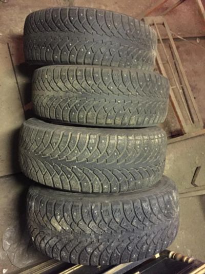 Лот: 555705. Фото: 1. Nokian hakkapelitta 4 235/55 R17. Шины