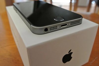 Лот: 6253913. Фото: 1. Apple iPhone 5s 16gb space grey. Смартфоны
