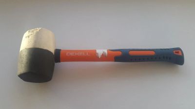 Лот: 11354841. Фото: 1. Киянка Dexell 680 г резиновая... Ручной инструмент