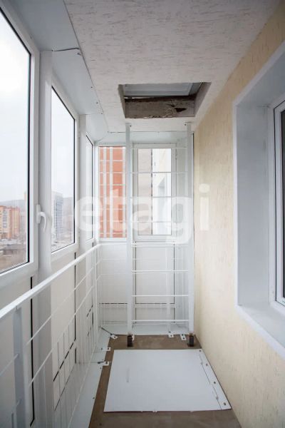 Лот: 25286435. Фото: 1. 1-комн. квартира , Красноярск... Квартиры, студии