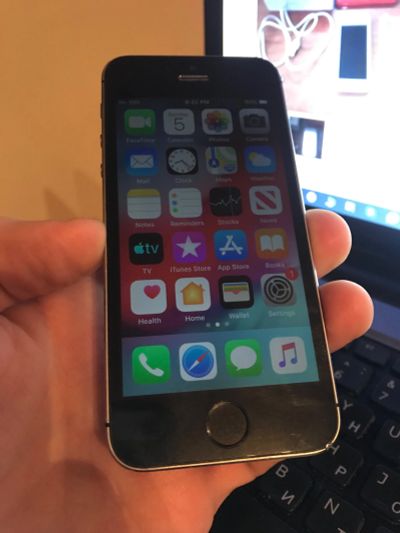 Лот: 15789468. Фото: 1. iPhone 5s 64gb. Смартфоны