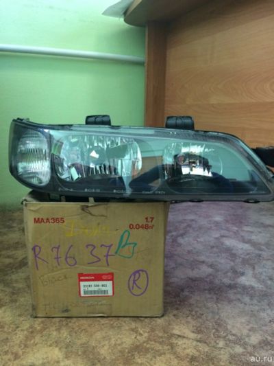 Лот: 13483502. Фото: 1. Фара передняя правая Honda Akkord... Оптика и освещение