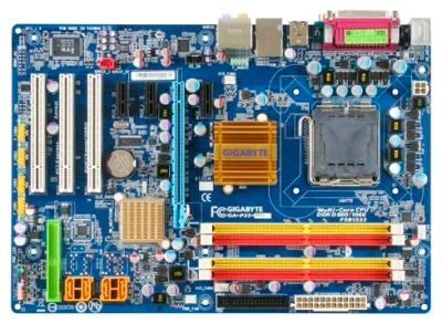 Лот: 3271626. Фото: 1. Материнская плата Gigabyte ga-p35-ds3l... Материнские платы