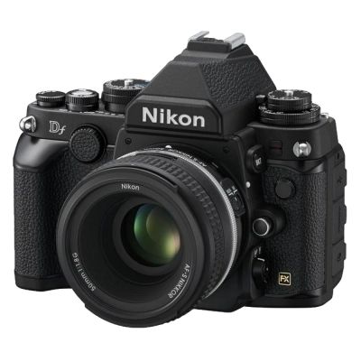 Лот: 9724931. Фото: 1. Новый Зеркальный фотоаппарат Nikon... Цифровые зеркальные