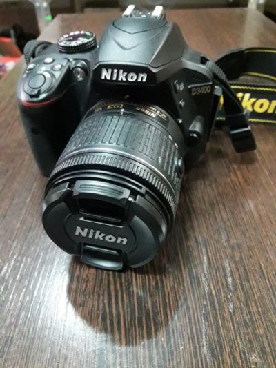 Лот: 13401839. Фото: 1. зеркальный фотоаппарат Nikon d3400. Плёночные зеркальные