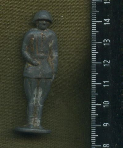 Лот: 16546607. Фото: 1. солдатик оловянный, на войну,в... Игрушки