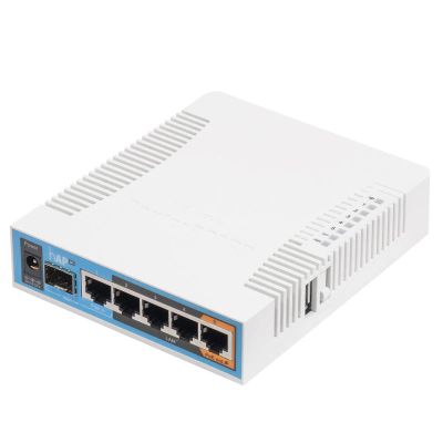 Лот: 18158152. Фото: 1. Роутер MikroTik hAP AC. Маршрутизаторы (роутеры)