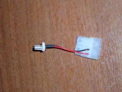 Лот: 2381861. Фото: 1. Переходник питания 3pin-Molex. Шлейфы, кабели, переходники