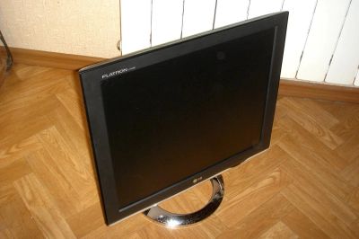 Лот: 4055134. Фото: 1. LG L1940B. ЖК-мониторы