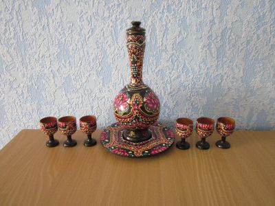 Лот: 16385506. Фото: 1. Деревянный штоф с рюмками (СССР... Рюмки, стопки