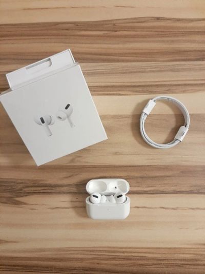 Лот: 16937074. Фото: 1. AirPods Pro с шумоподавлением. Наушники, гарнитуры