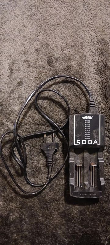 Лот: 19637474. Фото: 1. Зарядное устройство SODA. Аккумуляторы, зарядные