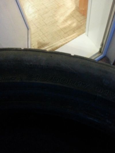 Лот: 7352795. Фото: 1. Лето Bridgestone 215 50 17. Шины