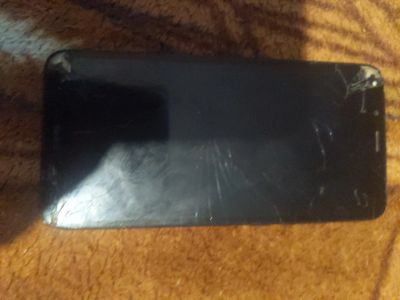 Лот: 24926496. Фото: 1. Телефон redmi 7a. Смартфоны