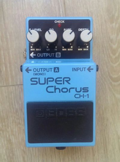 Лот: 3969313. Фото: 1. BOSS CH-1 Super Chorus. Гитарные эффекты и комбоусилители