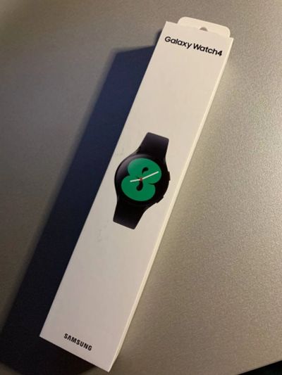 Лот: 18419233. Фото: 1. Samsug galaxy watch 4 40mm. Смарт-часы, фитнес-браслеты, аксессуары