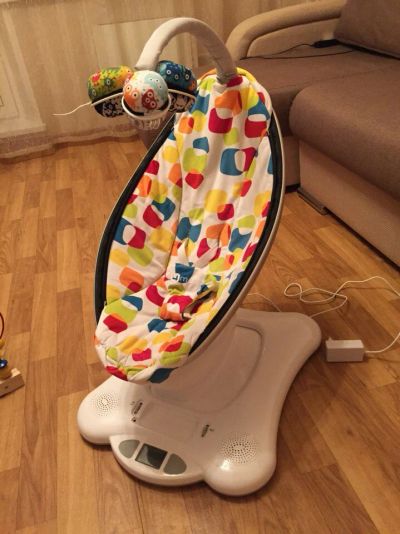 Лот: 6346096. Фото: 1. Шезлонг Mamaroo 4moms (Мамару). Ходунки, прыгунки, качели
