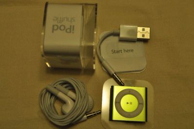 Лот: 3161603. Фото: 1. apple ipod shuffle 4. Плееры