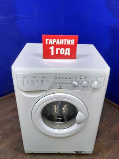 Лот: 12801755. Фото: 1. Стиральная машина indesit w 105... Стиральные машины