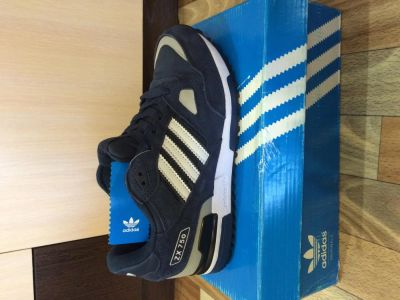 Лот: 5233898. Фото: 1. Кроссовки Adidas ZX750. Кеды, кроссовки, слипоны