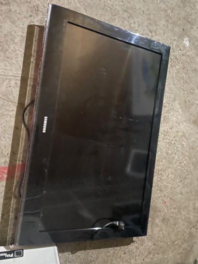 Лот: 24639677. Фото: 1. samsung le40b530p7w. Телевизоры