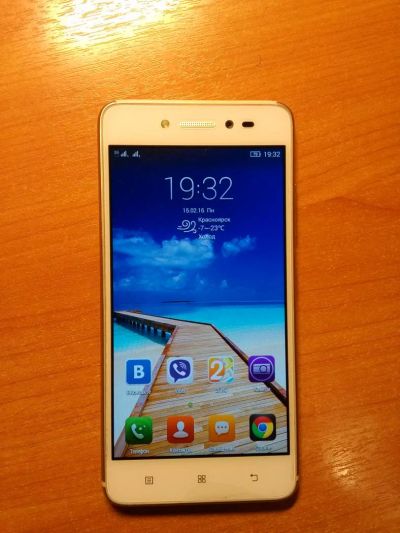 Лот: 6929576. Фото: 1. Смартфон Lenovo S90 16 gb. Смартфоны