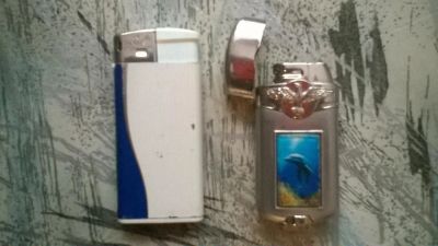 Лот: 10756013. Фото: 1. Зажигалки. Зажигалки, спички, пепельницы