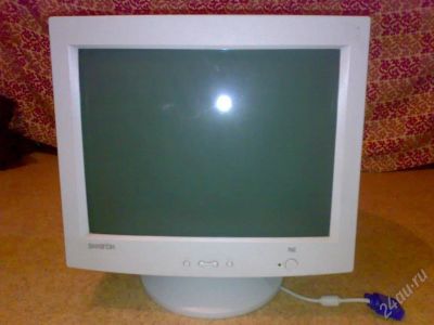 Лот: 22775. Фото: 1. Монитор Samtron 76e 17". Красноярск