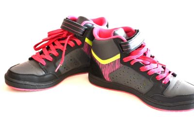 Лот: 6240380. Фото: 1. Кроссовки Яркие, Стильные!!!!. Кеды, кроссовки, слипоны