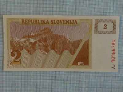 Лот: 7691794. Фото: 1. 2 толара 1990 Словения UNC. Европа