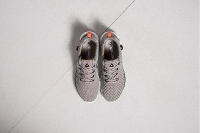Лот: 10768601. Фото: 1. Кроссовки Reebok ZPump Fusion... Кеды, кроссовки, слипоны