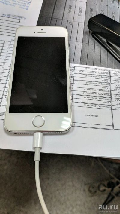 Лот: 13231333. Фото: 1. IPhone 5s. Смартфоны