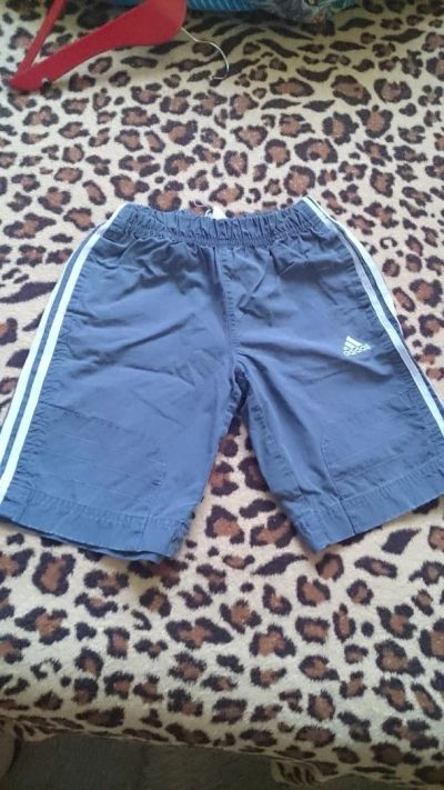 Лот: 4558492. Фото: 1. Шорты Adidas-2. Брюки, шорты, джинсы