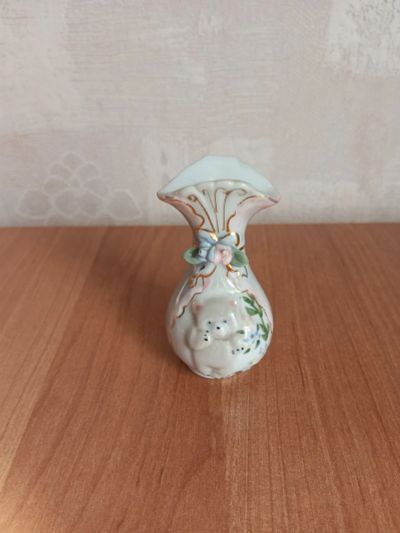 Лот: 20839208. Фото: 1. Маленькая сувенирная ваза. Сувенирные мелочи
