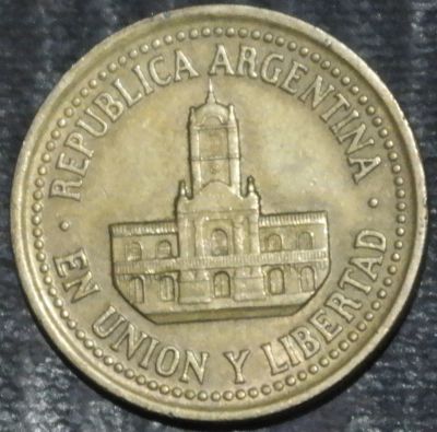 Лот: 19960473. Фото: 1. Экзотика с рубля (20930) Аргентина. Остальные страны