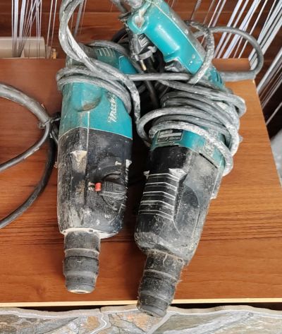 Лот: 21580725. Фото: 1. Перфораторы Makita 2450 и много... Запчасти