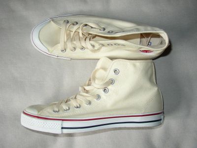 Лот: 9812639. Фото: 1. Кеды муж/жен Converse р.7us25... Кеды, кроссовки, слипоны