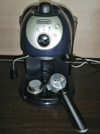 Лот: 25570843. Фото: 1. Кофеварка Delongi EC-190. Чайники, кофемашины, кулеры