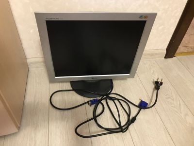 Лот: 16846288. Фото: 1. Монитор LG Flatron l17305. ЖК-мониторы