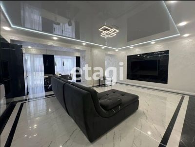 Лот: 24930554. Фото: 1. Продам 4-комн. кв. 160 кв.м. Красноярск... Квартиры, студии