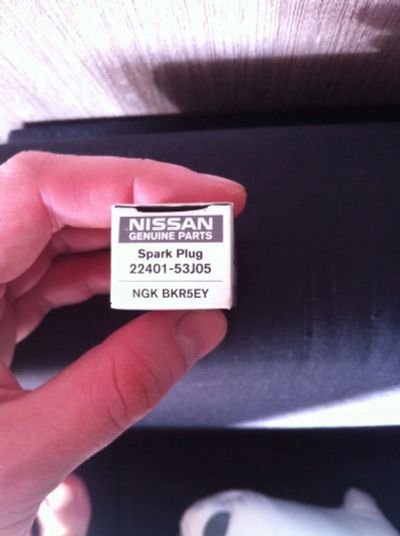 Лот: 9447487. Фото: 1. Свеча зажигания Nissan 22401-53J05... Двигатель и элементы двигателя