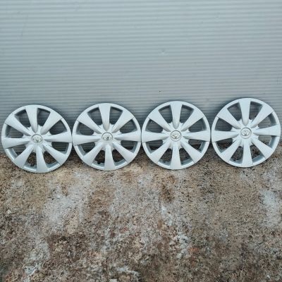 Лот: 21022978. Фото: 1. Колпаки r15 Toyota оригинал. Колпаки