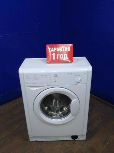 Лот: 14109898. Фото: 1. Стиральная машина indesit wiun... Стиральные машины